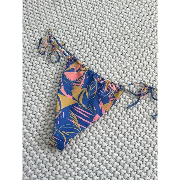 Skatie X The Salty Blonde• ‘Kristen’ Bottom in Anguilla - Picture 5 of 16